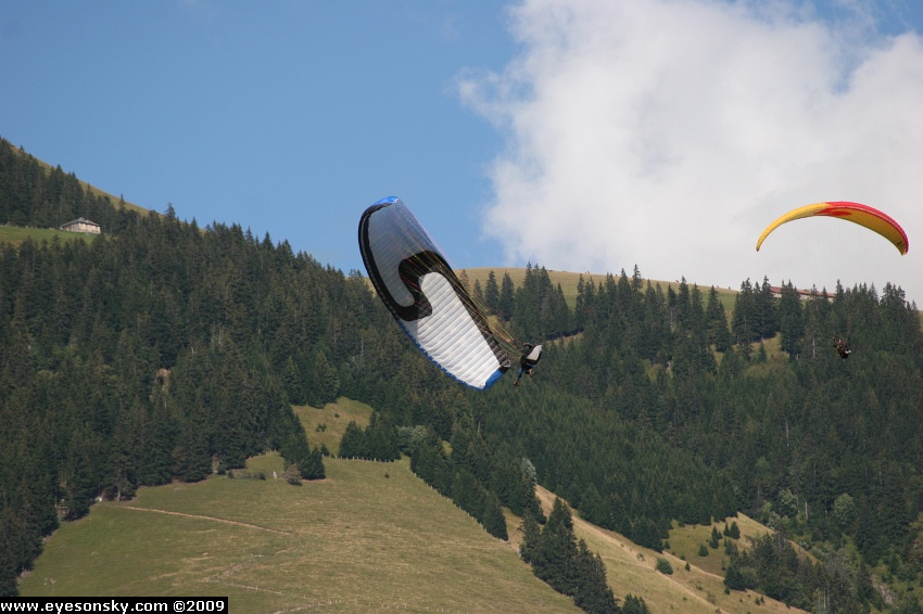 Fly-Parapente/z Rossiniair/2009/part2/IMG_8230.JPG